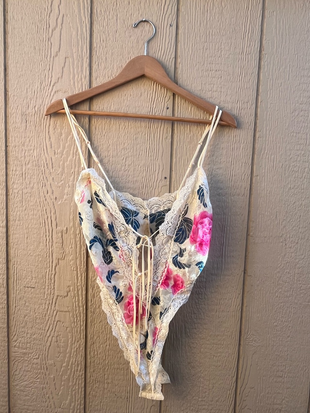 VTG 90 s Victoria's Secret WM Small Gold Label Floral Lace Teddy Lingerie
